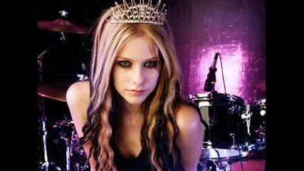 Avril - hot