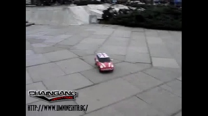 Радиоуправляем Mini Cooper[hq]