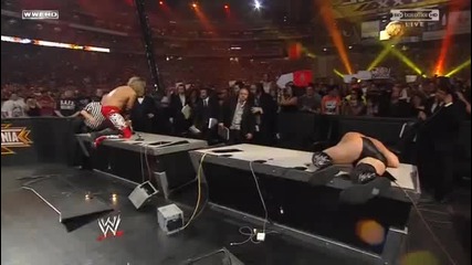 Edge spears Chris Jericho!лудоо!!