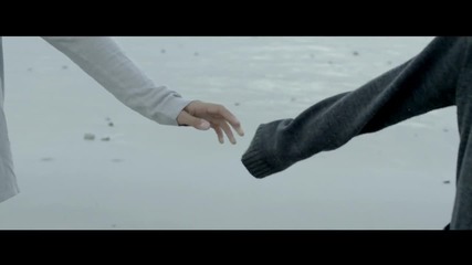 Dash Berlin ft. Sarah Howells - Go It Alone (official Music Video) 4k