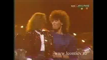 Л. Вайкуле В. Леонтьев - Вернисаж