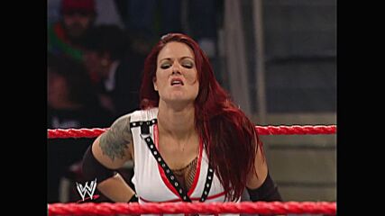 Trish Stratus vs. Lita - Women's Title Match: Raw, Dec. 6, 2004 (Full Match)