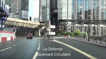 През Париж със кола.забързан кадър