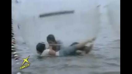 Разходка в балон по водата