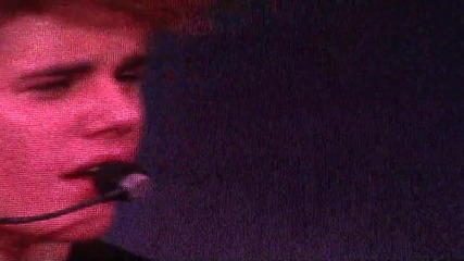 Justin Bieber - Die In Your Arms