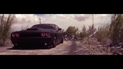 Dodge Challenger S R T - 8 Дефиницията за американски мускул