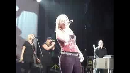 Kelly Clarkson Miss Independent Live Short Version Wolverhampton Civic Hall March 2008 