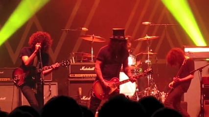 Slash feat. Wolfmother 