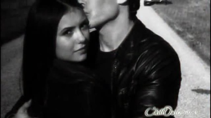 Ian Somerhalder i Nina Dobrev (h) (h) (h)