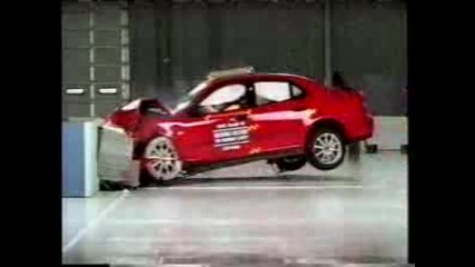 Crash Test Of Saab 9 - 3 (2003 Model)