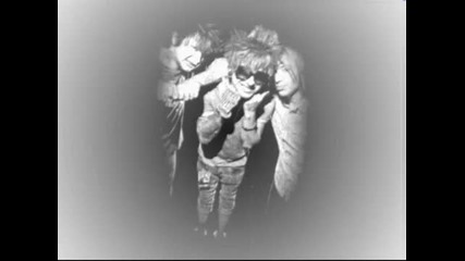 Brokencyde - Im sorry I am - Lyrics in video