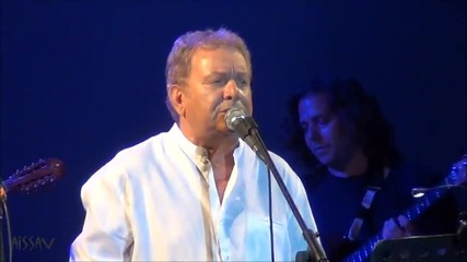 Превод * Manolis Mitsias - Epidi s`agapo Video Live