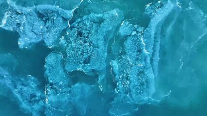 Кадри от дрон: Град Милуоки хванат в леден капан (ВИДЕО)