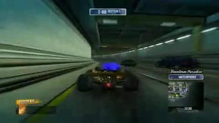 Burnout Paradise - Two police cars