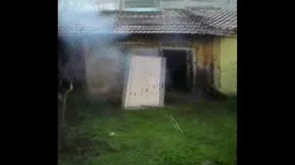 Неразбиваемата врата