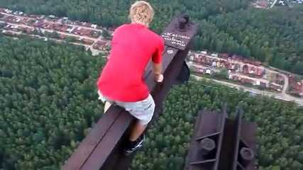 Полудели,но безстрашни руснаци!