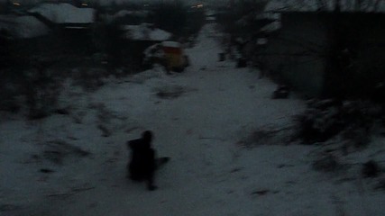 Най - тъпия ми приятел малко пада ;д