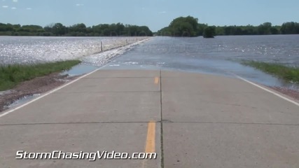 Рекордно покачено ниво на река предизвиква наводнения в Южна Дакота 19.6.2014