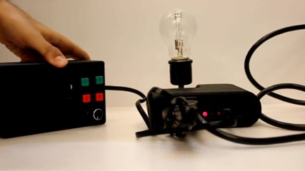 Portable Device to control AC Voltage using Arduino demo