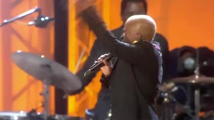 Angelique Kidjo John Legend - Move On Up 2010 Fifa World Cup Kick - off Concert 