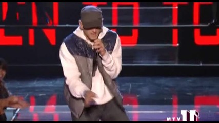 Eminem - We Made You & Crack A Bottle (live) /високо качество/
