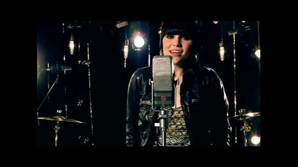 *sub* Jessie J ~ Price Tag (2010)