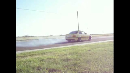 E36 M3 Burnout видео от Крис Nrt S52b32 - Myspace 