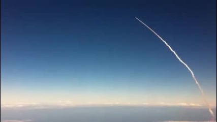 Изтрелване на ракета в космоса 