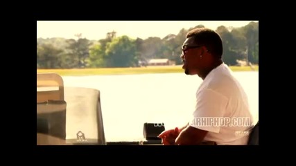 Gorilla Zoe - Boat 