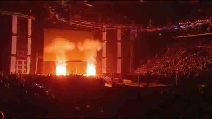 Kane & Undertaker on Raw 1000 23.07.2012