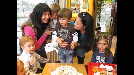 Алекс духна 3 свещички