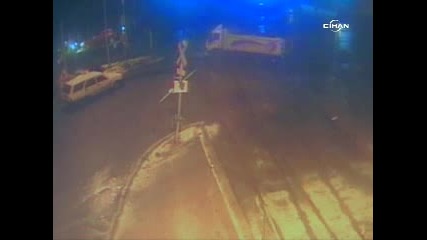 Двама души загиват при пътен инцидент 