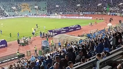 Левски се оттегля с гол аванс на почивката
