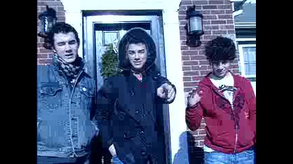 Jonas Brothers wishes you a Happy Holiday