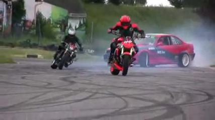 Moto et Motards - Drift Moto vs Auto