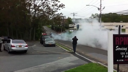 Tuned Mercedes C63 Amg Brutal Burnout