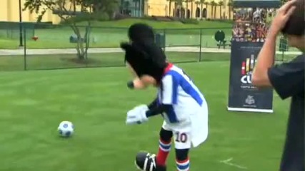 Lionel Messi & Mickey Mouse