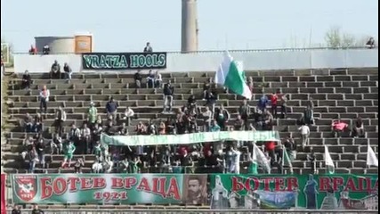 Ботев Враца подкрепя Стенли.