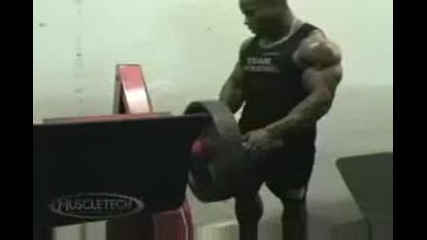 В Фитнеса С Johnnie Jackson