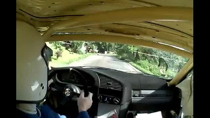 Има какво да се види! Прекрасно каране на Бмв!