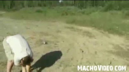 не давайте оръжие на идиот