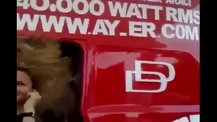 Ето какво правят 40 000 вата бас