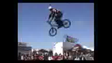 Bike stunts 