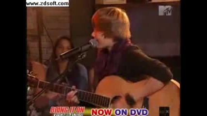 Justin Bieber - one time (live at its on with Alexa Chung) 