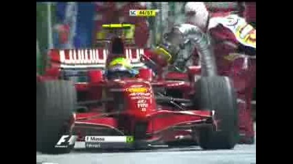 Incidente De Felipe Massa En Boxes Gran Premio Singapur 2008