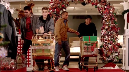 Върховно • Justin Bieber & Mariah Carey - All I Want For Christmas Is You