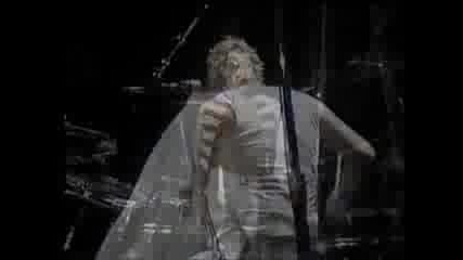 Queen - We Will Rock You: Live Wembley `86