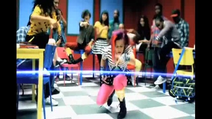 Willow Smith - Whip My Hair Официално Видео Следващата Rihanna 