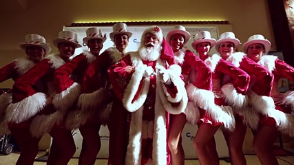 Far East Movement Feat. Mnek - Christmas In Downtown La