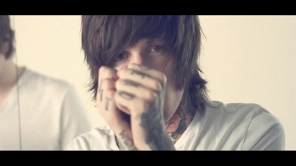 Bring Me The Horizon - Blessed With A Curse
